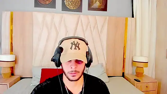 hottstuffx69 online show from November 2025 02:59:01 AM