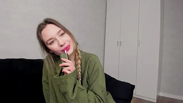 mary shiota online show from December 2025 08:37:02 AM