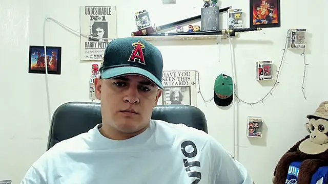 ney 22 online show from November 2025 11:43:02 AM