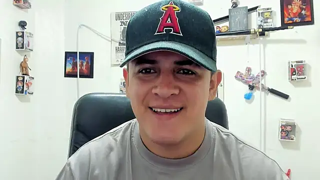 Snapshot of ney_22 chatting on September 2025 02:11:02 PM ney 22 online show from September 2025 02:11:02 PM