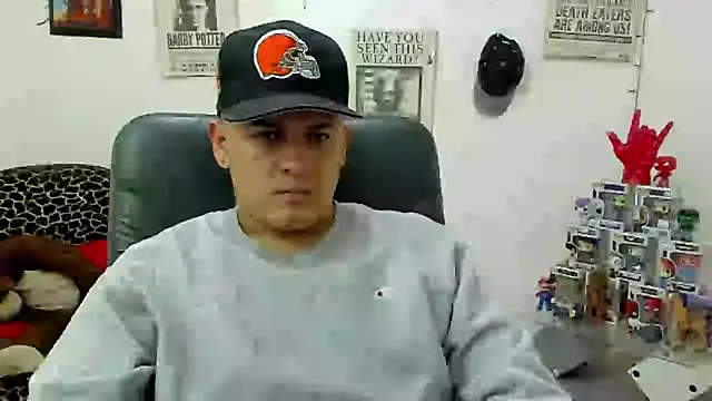 Snapshot of ney_22 chatting on February 2025 01:08:02 AM ney 22 online show from February 2025 01:08:02 AM