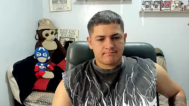 Snapshot of ney_22 chatting on May 2026 01:53:01 PM ney 22 online show from May 2026 01:53:01 PM