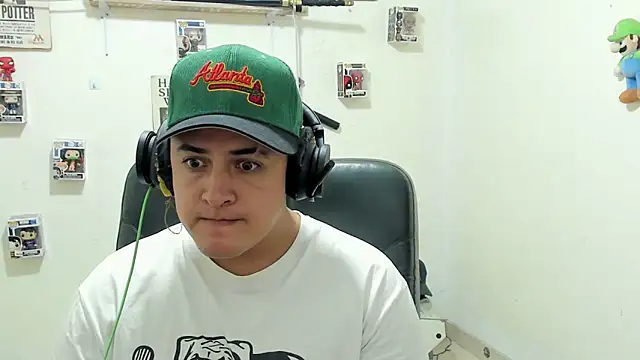 Snapshot of ney_22 chatting on September 2025 02:18:01 AM ney 22 online show from September 2025 02:18:01 AM