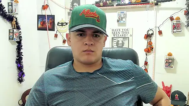 Snapshot of ney_22 chatting on October 2025 11:40:02 AM ney 22 online show from October 2025 11:40:02 AM