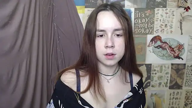 Snapshot of VeryVeryVeryShy_ chatting on March 2026 06:40:01 AM VeryVeryVeryShy online show from March 2026 06:40:01 AM