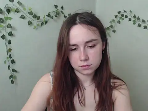 Snapshot of VeryVeryVeryShy_ chatting on March 2026 08:26:33 AM VeryVeryVeryShy online show from March 2026 08:26:33 AM