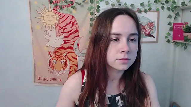 Snapshot of VeryVeryVeryShy_ chatting on May 2026 05:28:02 AM VeryVeryVeryShy online show from May 2026 05:28:02 AM