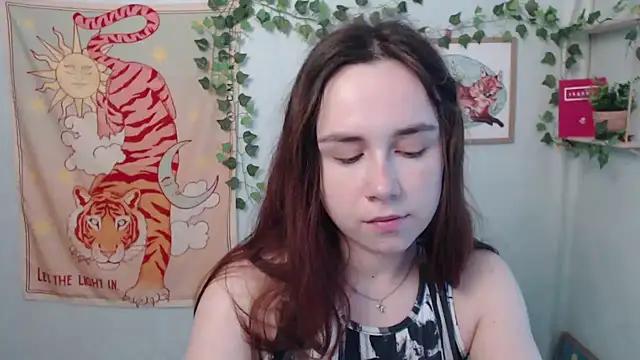 VeryVeryVeryShy  online show from June 2026 05:39:01 AM
