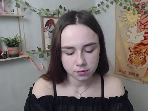 Snapshot of VeryVeryVeryShy_ chatting on April 2026 05:33:01 AM VeryVeryVeryShy online show from April 2026 05:33:01 AM