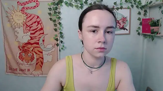 VeryVeryVeryShy  online show from July 2026 05:36:01 AM