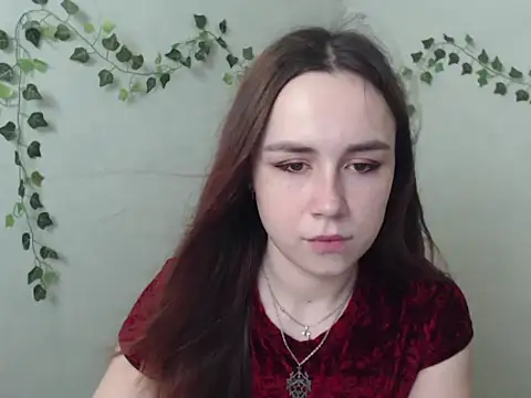 Snapshot of VeryVeryVeryShy_ chatting on March 2026 06:33:01 AM VeryVeryVeryShy online show from March 2026 06:33:01 AM