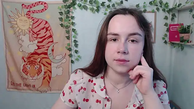 VeryVeryVeryShy  online show from June 2026 05:40:01 AM