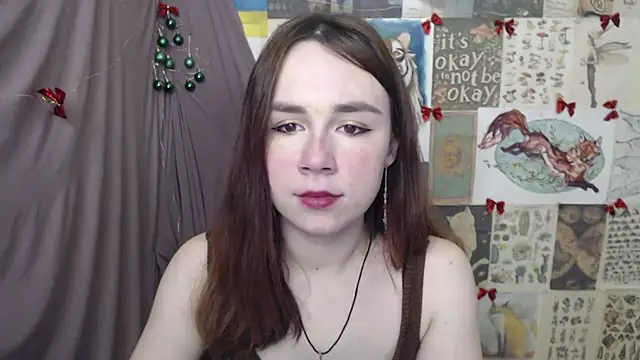 Snapshot of VeryVeryVeryShy_ chatting on January 2026 07:01:02 AM VeryVeryVeryShy online show from January 2026 07:01:02 AM