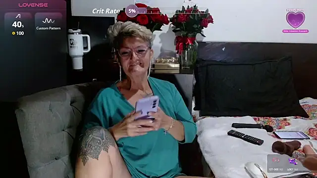 Snapshot of bety-cum2 chatting on October 2025 10:55:02 PM bety-cum2 online show from October 2025 10:55:02 PM