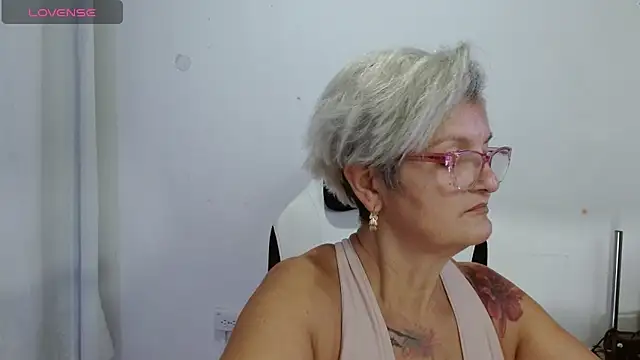 bety-cum2 online show from May 2026 11:41:02 PM