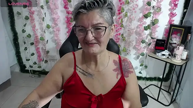 Snapshot of bety-cum2 chatting on March 2025 09:29:02 AM bety-cum2 online show from March 2025 09:29:02 AM