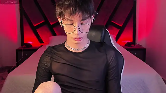 AndyWiilliams online show from February 2026 09:45:01 PM