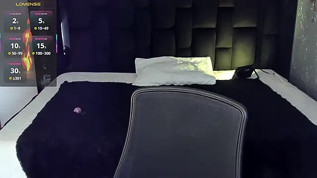 Snapshot of AndyWiilliams chatting on November 2025 09:37:02 PM AndyWiilliams online show from November 2025 09:37:02 PM