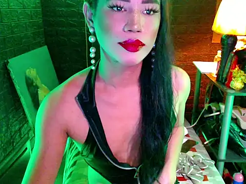 Snapshot of sweetsinner_xx chatting on June 2026 09:38:01 PM sweetsinner xx online show from June 2026 09:38:01 PM