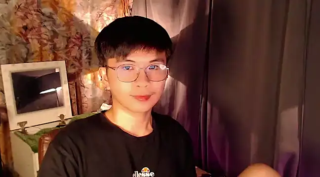 Sexy Handsome Drex online show from February 2025 05:29:01 PM