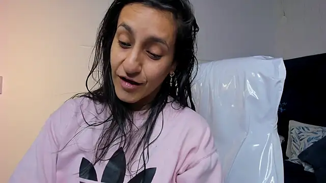 lauren fit online show from February 2026 11:38:02 AM