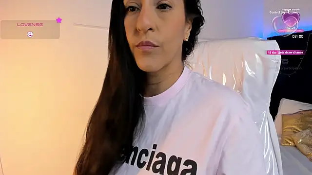 lauren fit online show from October 2025 07:58:01 PM