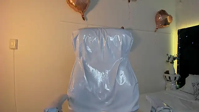 lauren fit online show from November 2025 05:28:01 PM