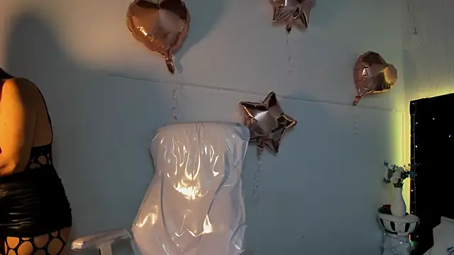 lauren fit online show from November 2025 04:40:01 PM