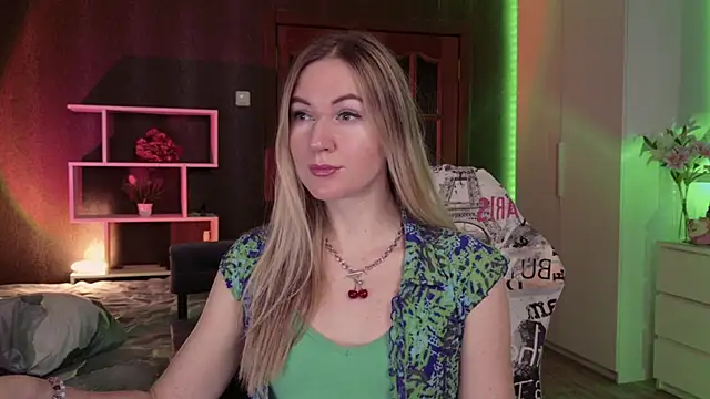 Snapshot of Hello_Lisha chatting on November 2025 08:13:02 AM Hello Lisha online show from November 2025 08:13:02 AM