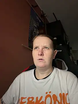 Snapshot of wetgerman_2 chatting on May 2026 06:11:01 PM wetgerman 2 online show from May 2026 06:11:01 PM