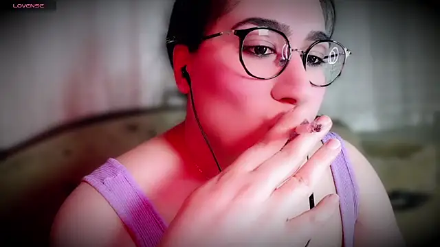 Snapshot of MERA_arab chatting on February 2025 11:14:02 PM MERA arab online show from February 2025 11:14:02 PM