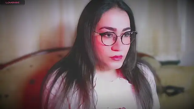 Snapshot of MERA_arab chatting on February 2025 12:04:01 PM MERA arab online show from February 2025 12:04:01 PM