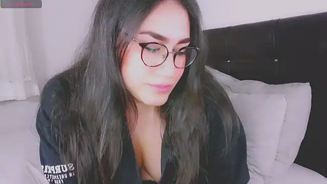 Snapshot of MERA_arab chatting on October 2025 09:38:01 PM MERA arab online show from October 2025 09:38:01 PM