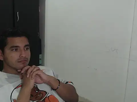 kylian 07 online show from November 2025 02:16:02 AM