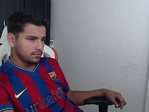 kylian 07 online show from February 2026 05:24:02 PM