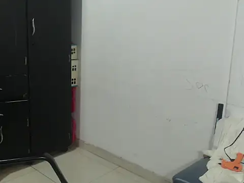 kylian 07 online show from November 2025 02:12:01 AM