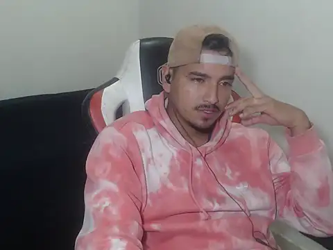 kylian 07 online show from April 2026 04:04:01 AM