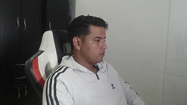 kylian 07 online show from January 2026 02:07:01 AM