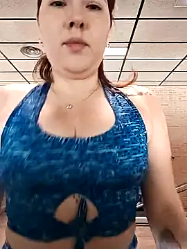 Snapshot of mady_gigi chatting on March 2025 09:16:01 AM mady gigi online show from March 2025 09:16:01 AM