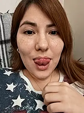 Snapshot of mady_gigi chatting on February 2025 08:50:02 PM mady gigi online show from February 2025 08:50:02 PM