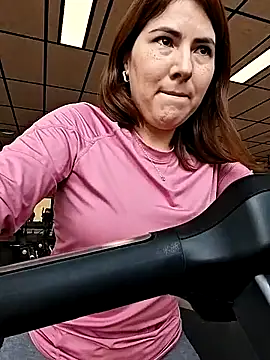 Snapshot of mady_gigi chatting on March 2025 11:21:02 AM mady gigi online show from March 2025 11:21:02 AM