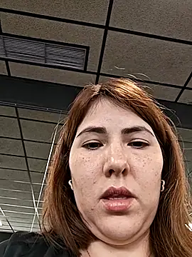 Snapshot of mady_gigi chatting on March 2025 11:33:01 AM mady gigi online show from March 2025 11:33:01 AM