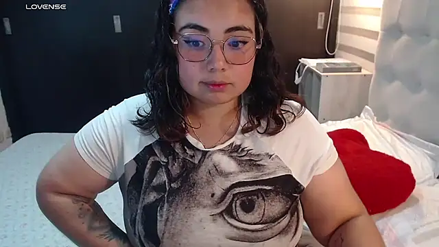 yini angel online show from June 2026 04:07:02 AM