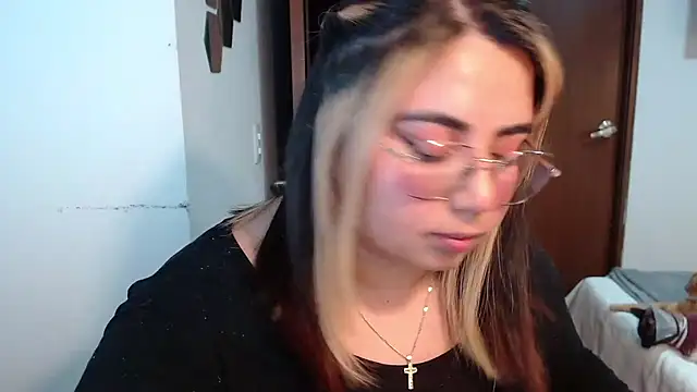 yini angel online show from July 2026 12:54:01 AM