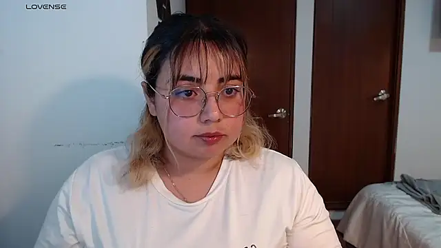 yini angel online show from July 2026 01:02:01 AM