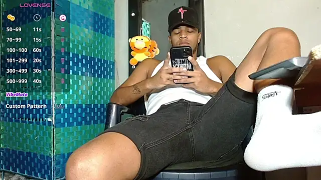 Bigcock 21cm  online show from May 2026 11:18:01 AM