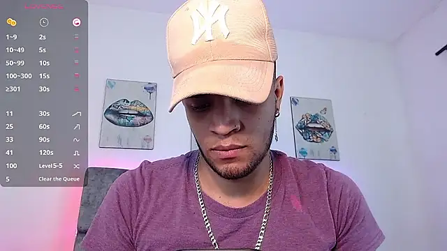 Snapshot of Bigcock_21cm_ chatting on December 2024 08:17:01 PM Bigcock 21cm  online show from December 2024 08:17:01 PM