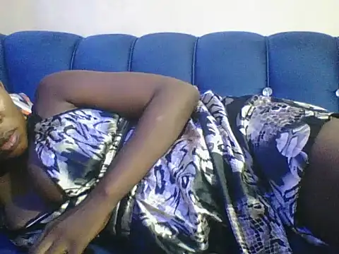 Snapshot of africanpussy22 chatting on December 2024 04:45:01 PM africanpussy22 online show from December 2024 04:45:01 PM