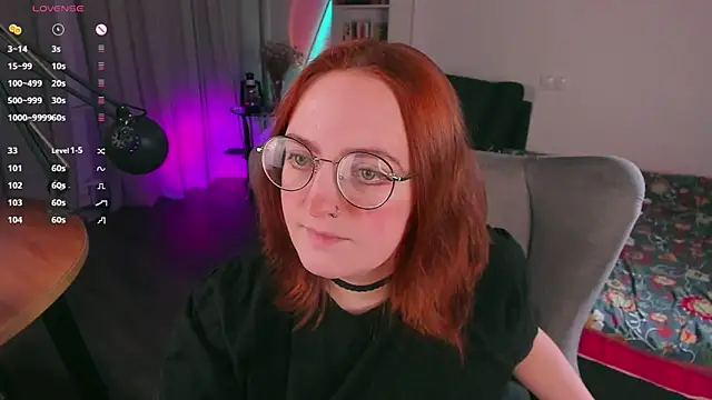 Snapshot of Alice_CutePerv chatting on February 2025 07:19:02 PM Alice CutePerv online show from February 2025 07:19:02 PM