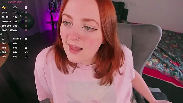 Snapshot of Alice_CutePerv chatting on February 2025 03:39:02 PM Alice CutePerv online show from February 2025 03:39:02 PM